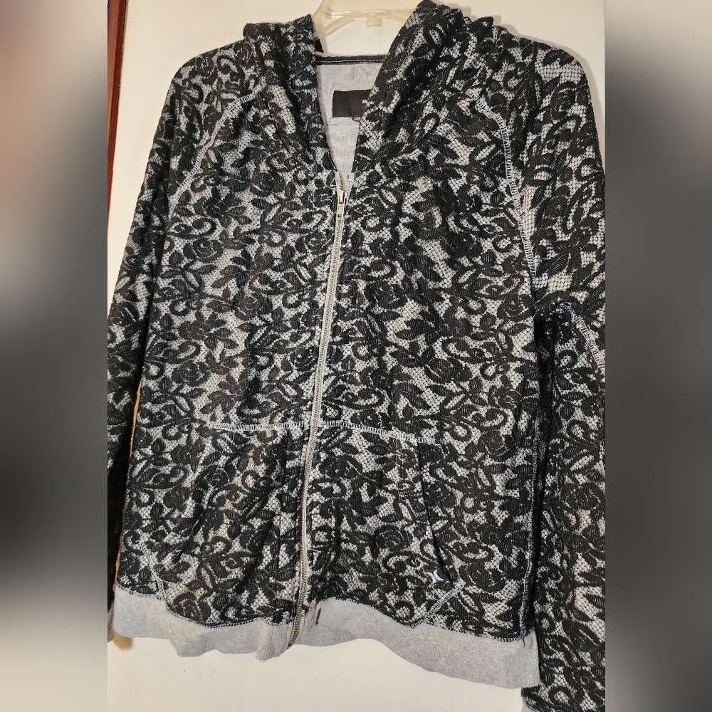 Hurley Women's Black & Gray Lace Hoodie Sweatshirt. Size M